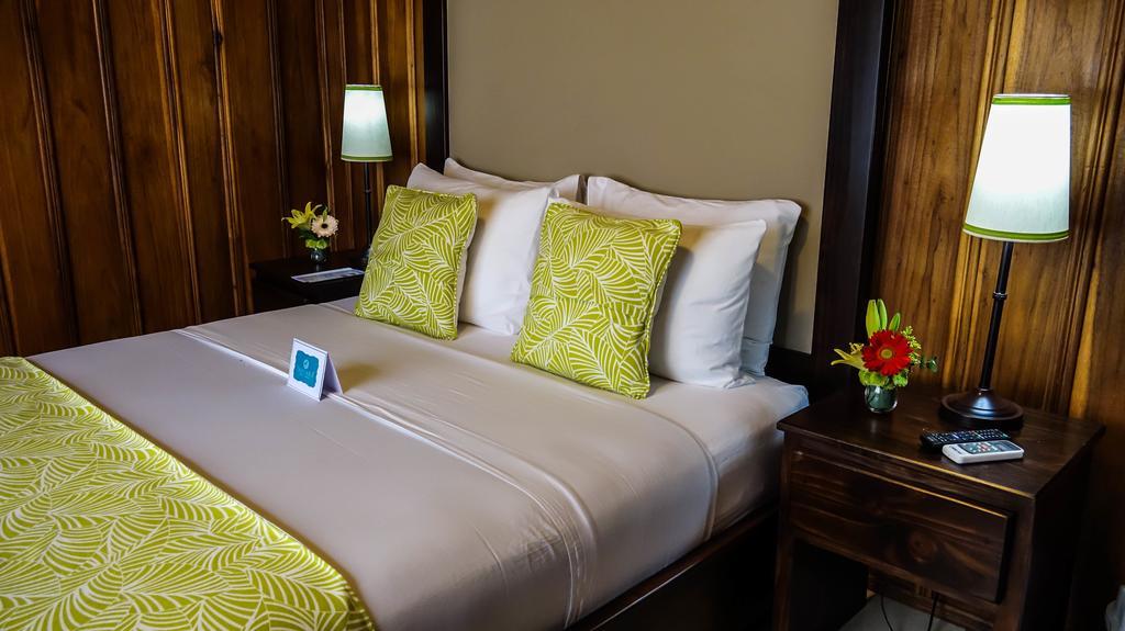 Hotel Tangara Arenal B&B Ла Фортуна Экстерьер фото